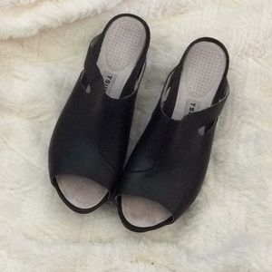 Tsubo Wedge Sandal sz. 7